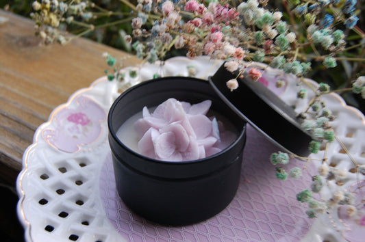 Tin with Hydrangea