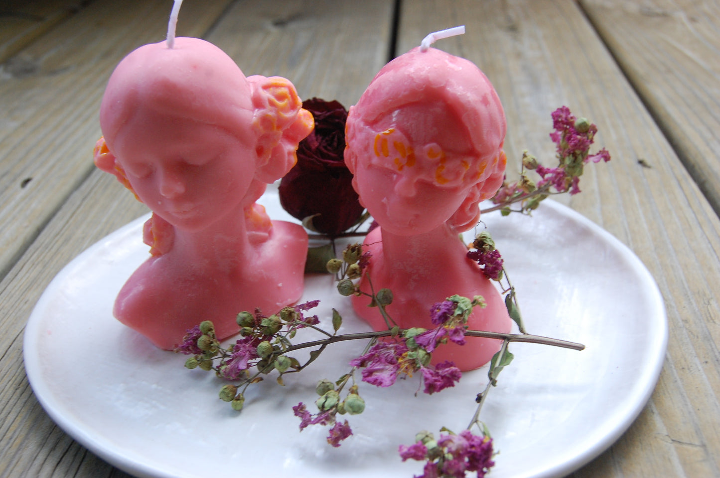 Twin Rose Sisters